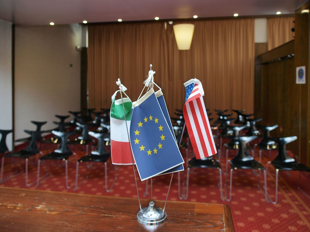 Euro Hotel 33/38