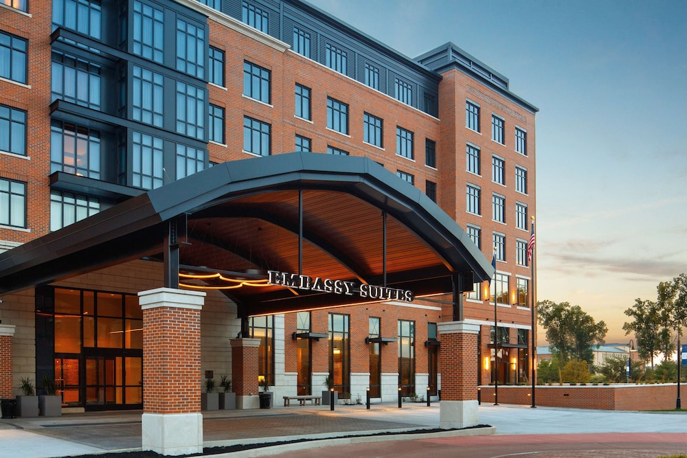 Embassy Suites by Hilton South Bend at Notre Dame 5/63