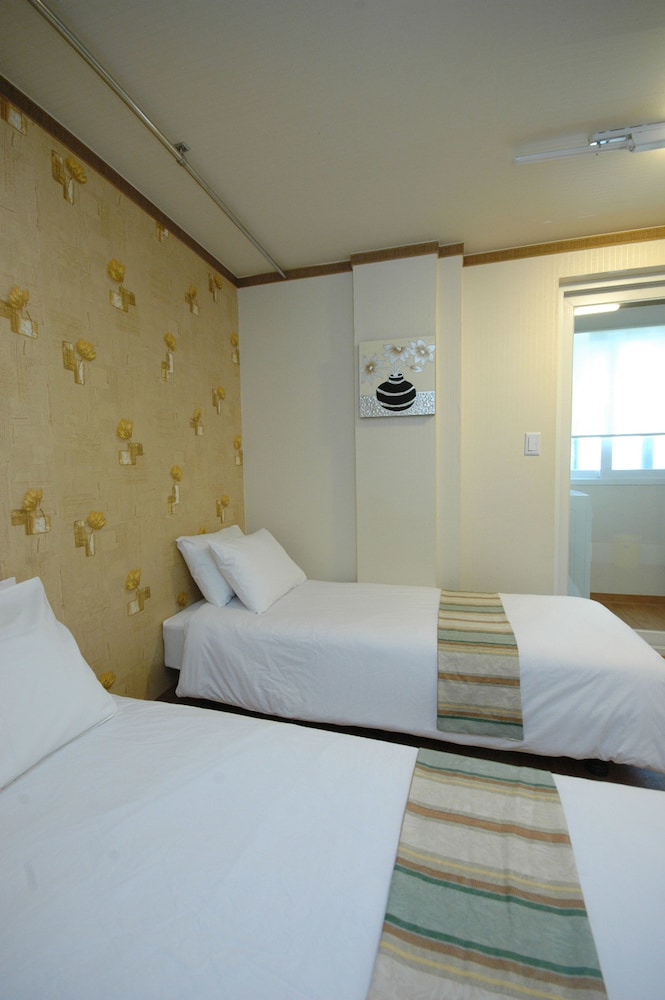 E-Residence photo5