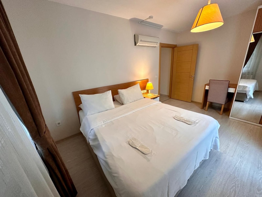 Tuzla Hill Suites 7/33