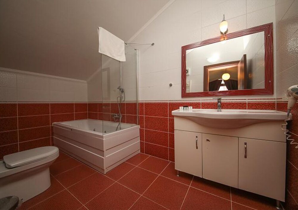 Sea House Hotel 30/36