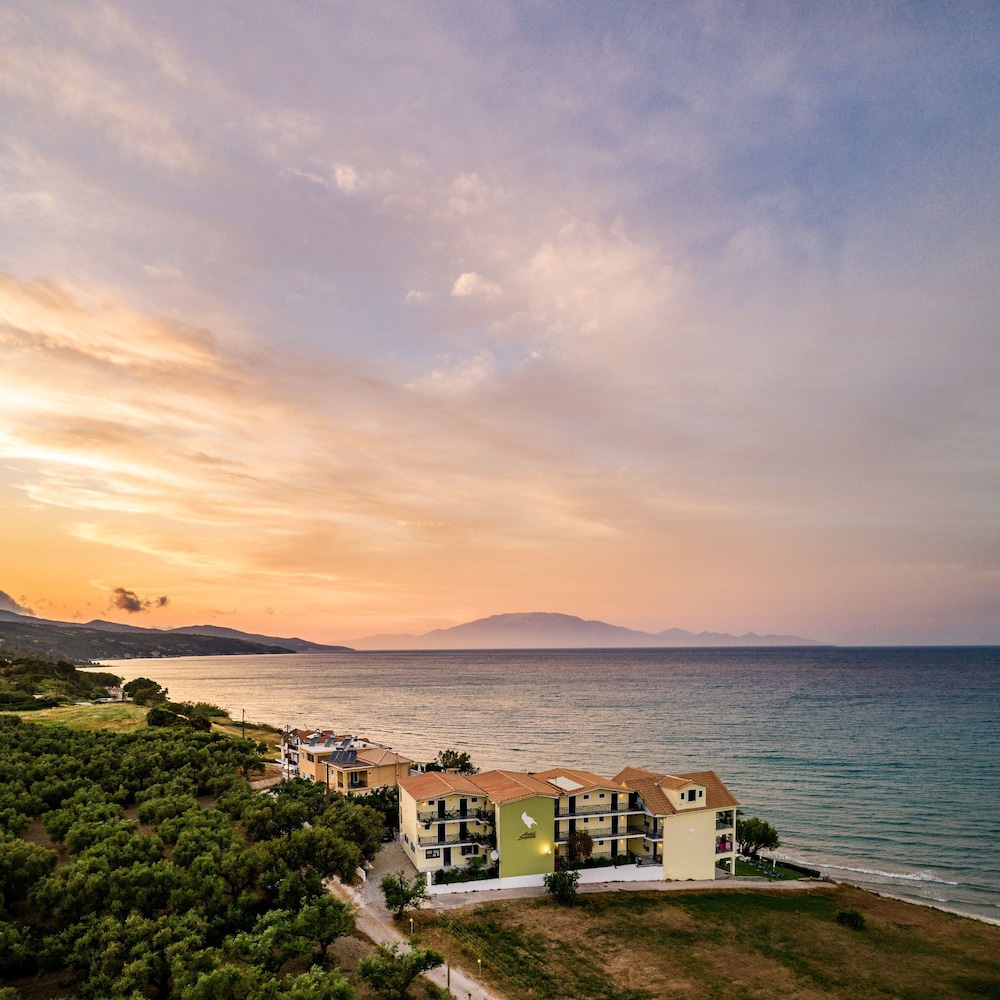 Sea View Hotel 47/61