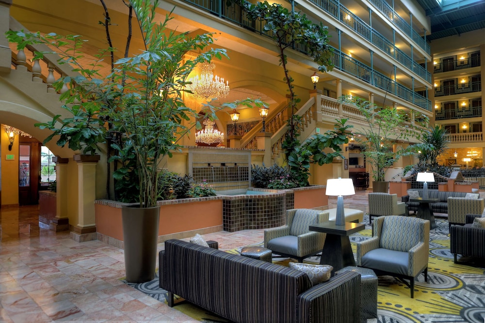 Embassy Suites by Hilton Los Angeles International Airport South 43/65