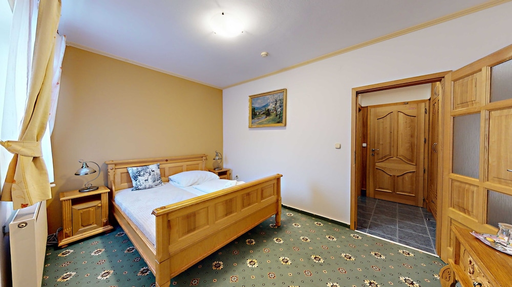 Hotel Diana 9/50