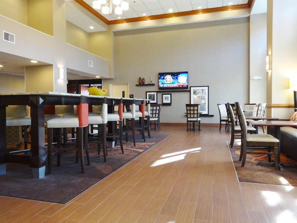 Hampton Inn And Suites Port St. Lucie West 36/53