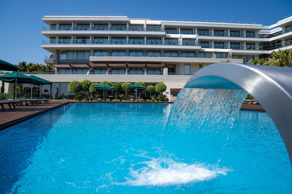 On Live Hotel in CESME