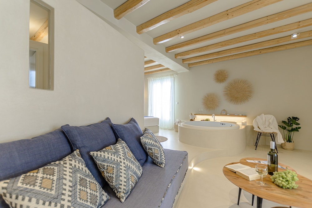 Antony Suites 32/50
