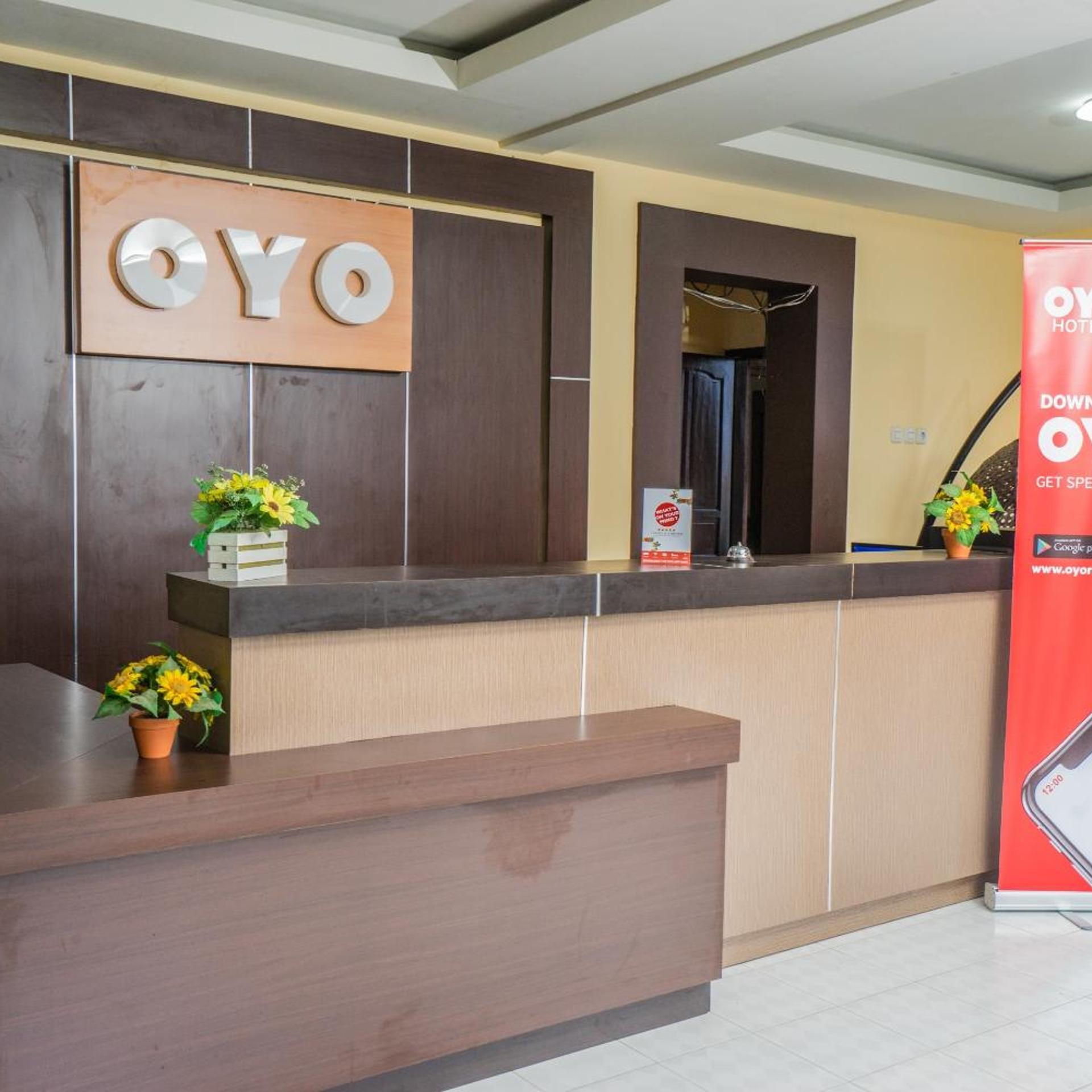 Lobby at Hotel O Central Batu Near Jatim Park 3 Formerly Bunga Matahari Hotel, BATU