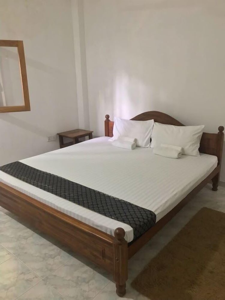STANDARD, DOUBLE BED