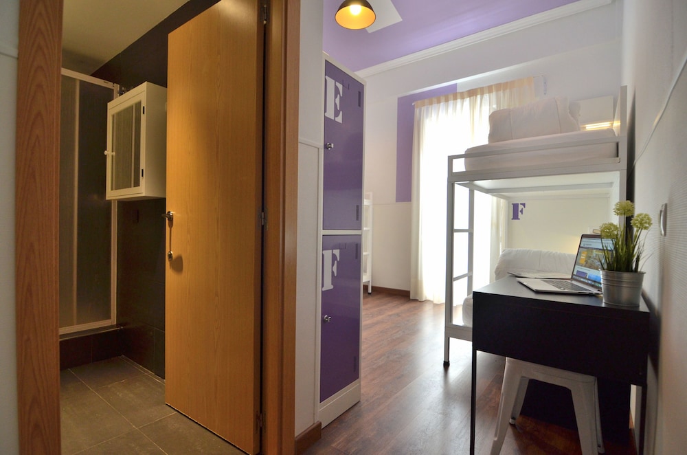 Far Home Atocha 44/50