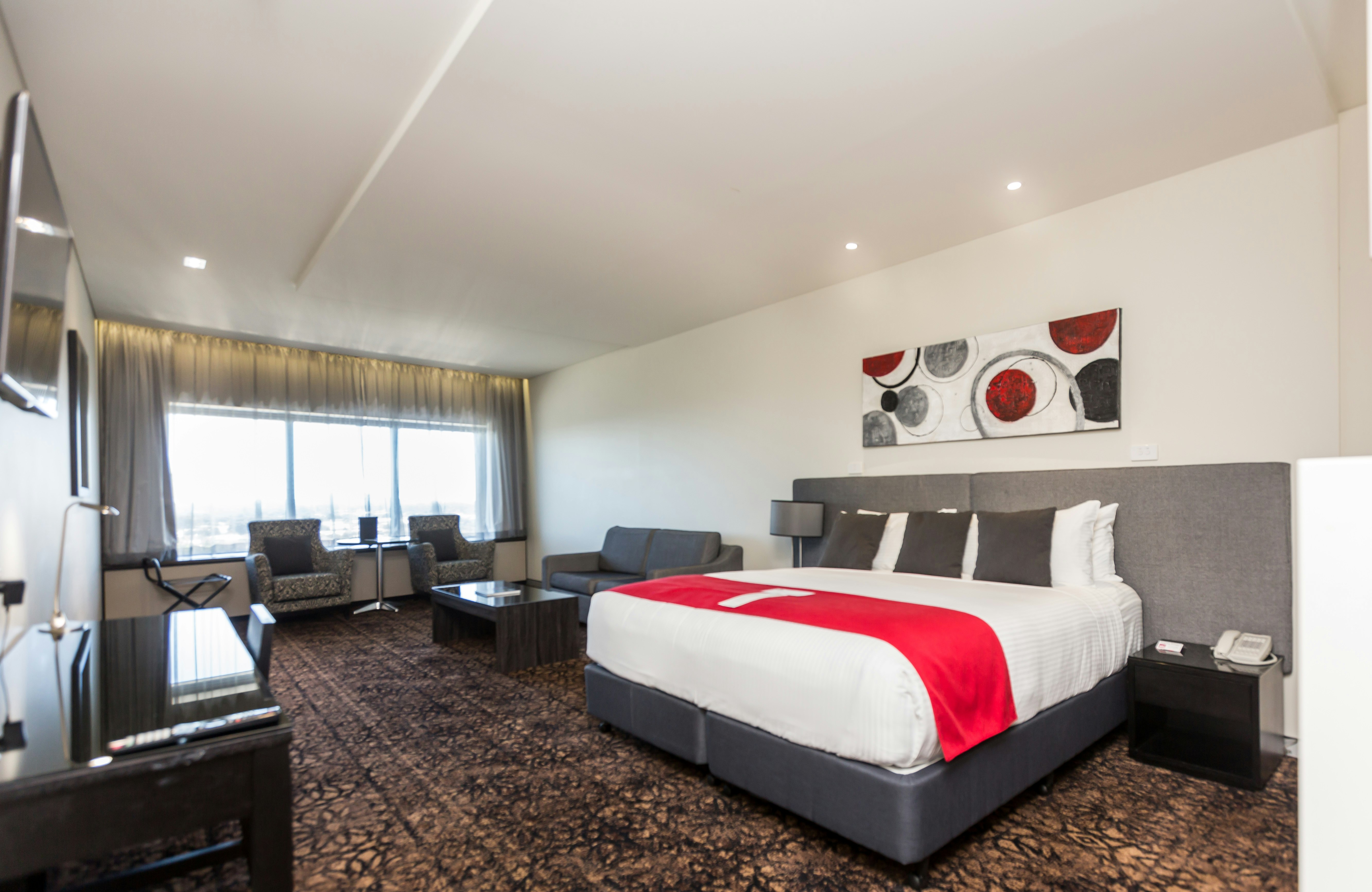 جناح تنفيذي بسرير كينج، CALAMVALE HOTEL SUITES AND CONFERENCE CENTRE 2/3