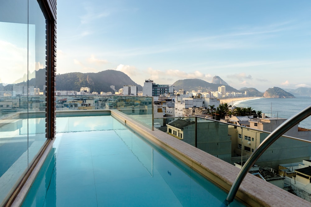 Ritz Copacabana Boutique 49/52