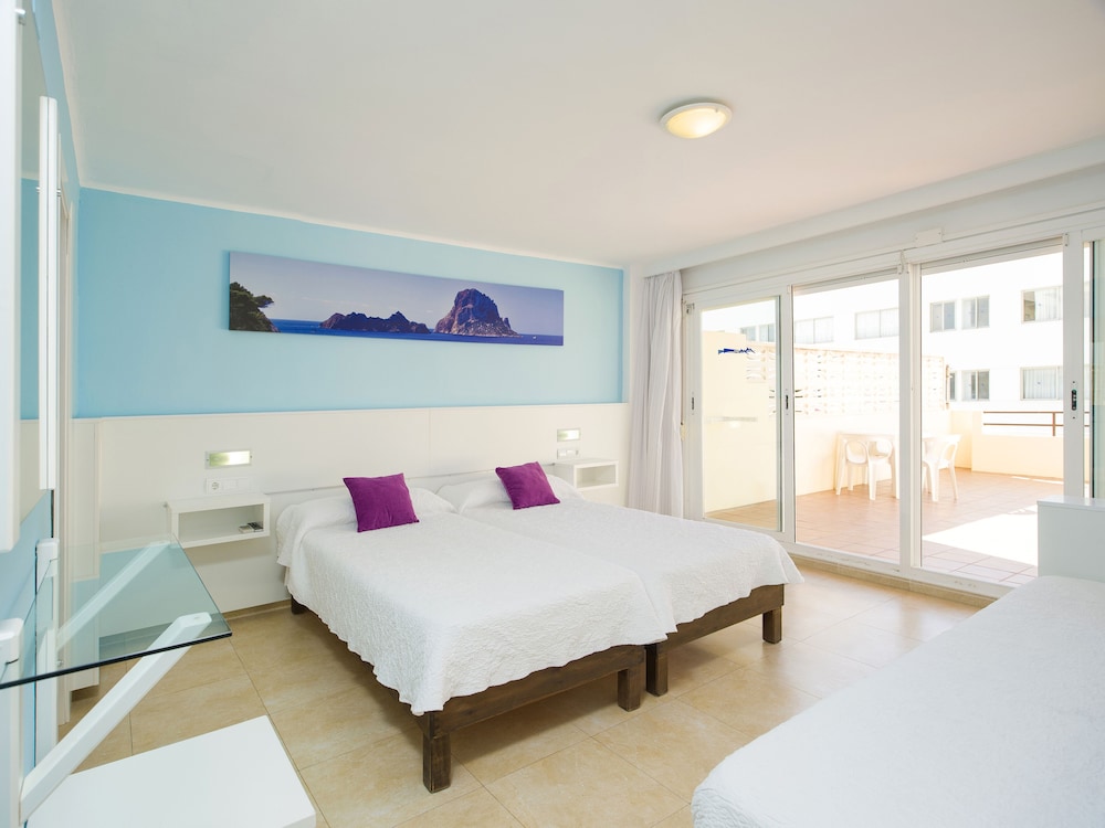 Hostal Costa Blanca 16/32
