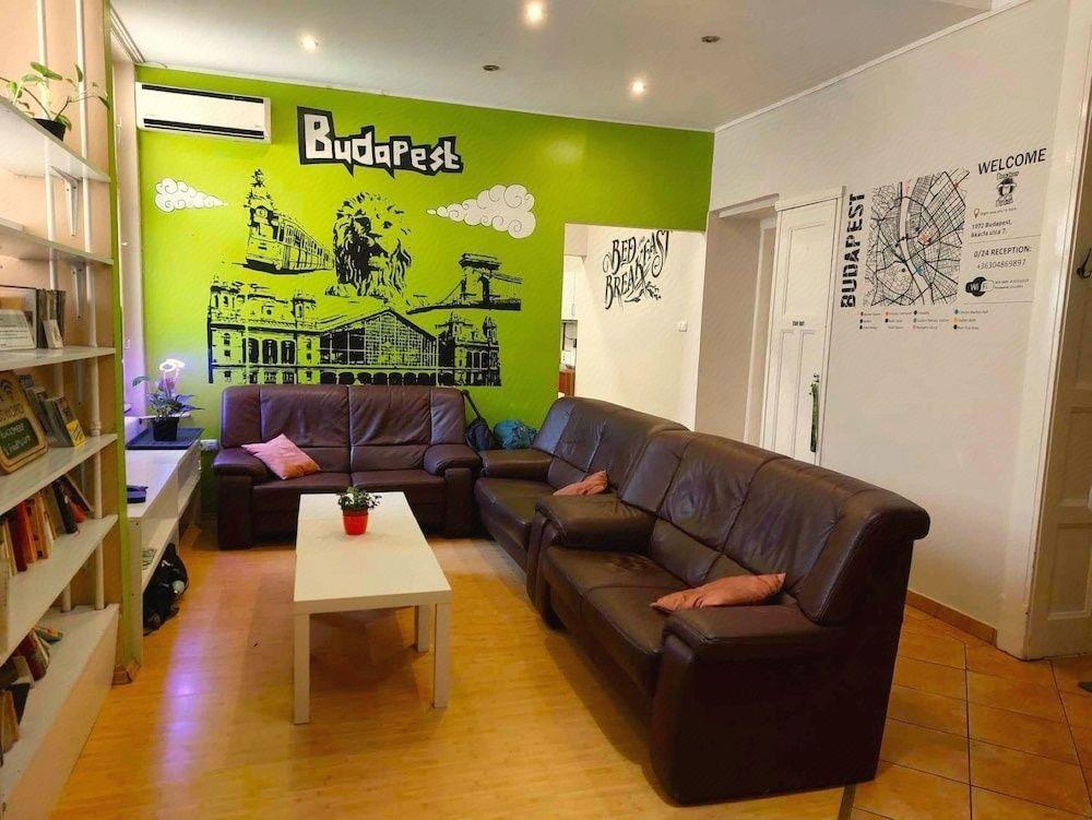 BlackSheep Budapest Smart Rooms 14/28