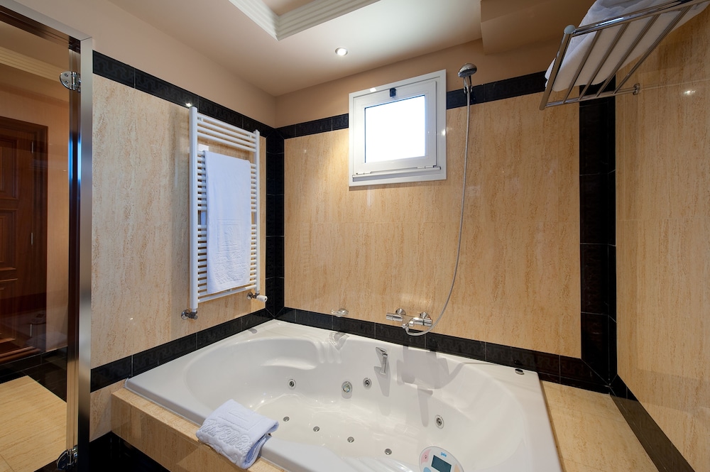Elba Estepona Gran Hotel and Thalasso Spa 50/50