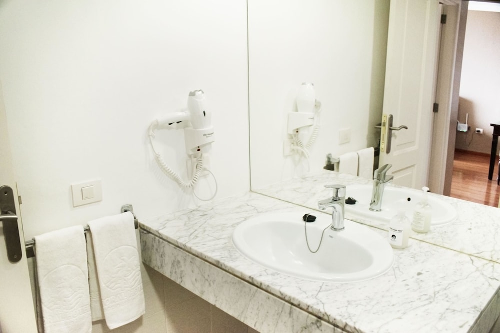Coral La Quinta Park Suites 60/60