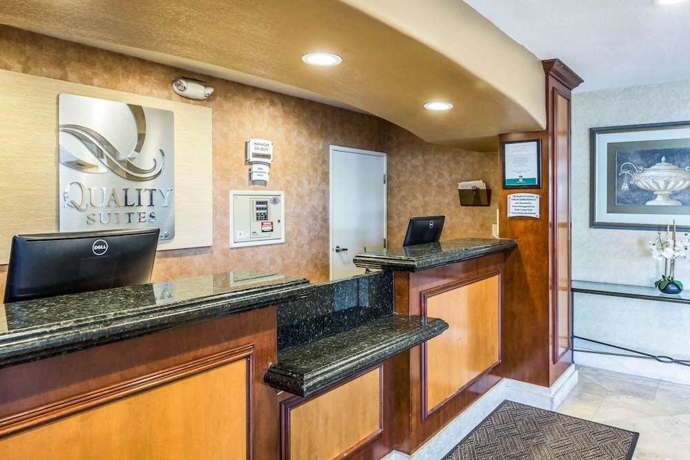 Ramada Suites by Wyndham San Diego/Hotel Circle Area detail