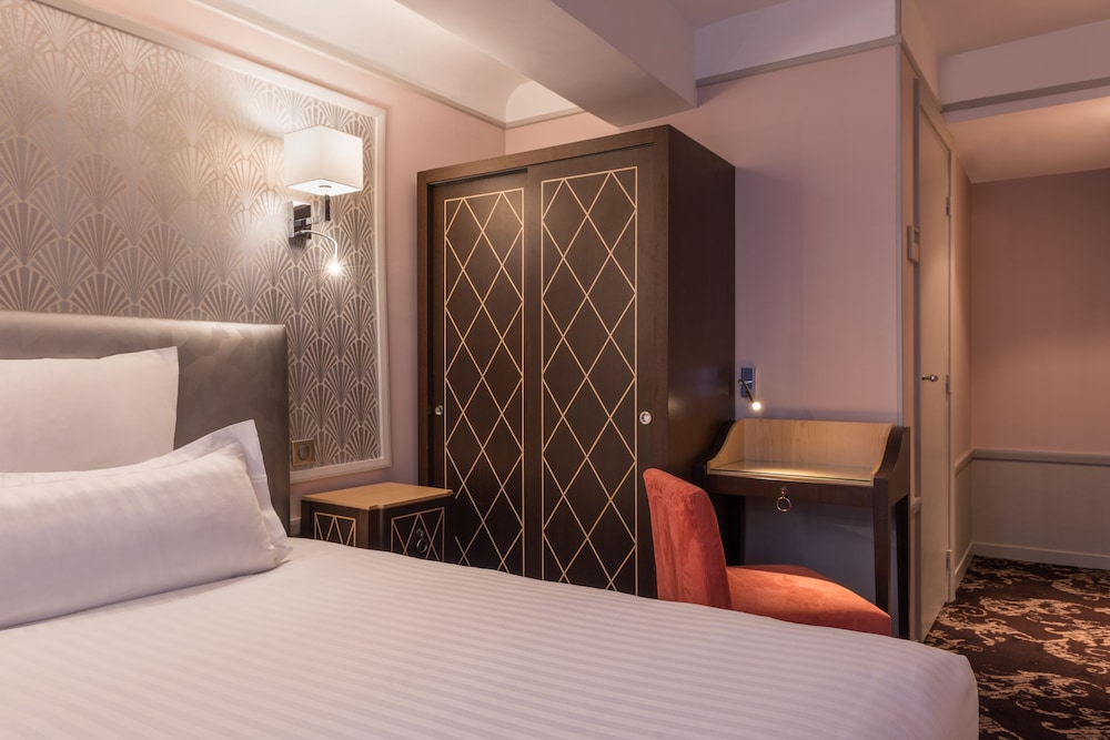 Crystal Hotel 20/42