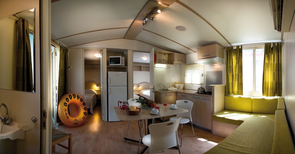 Altomincio Family Park - Campground 44/69