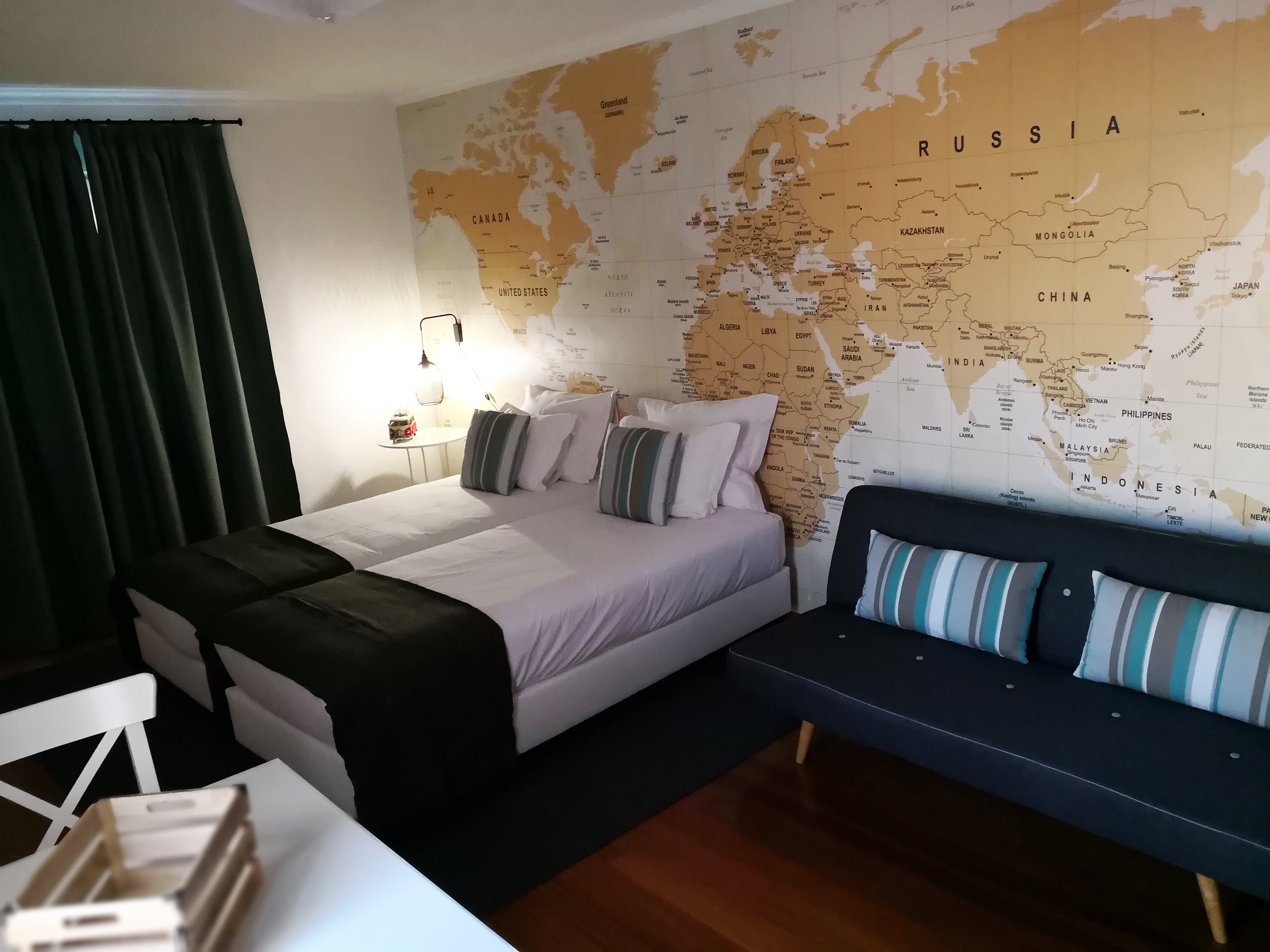 STUDIO APARTMENT