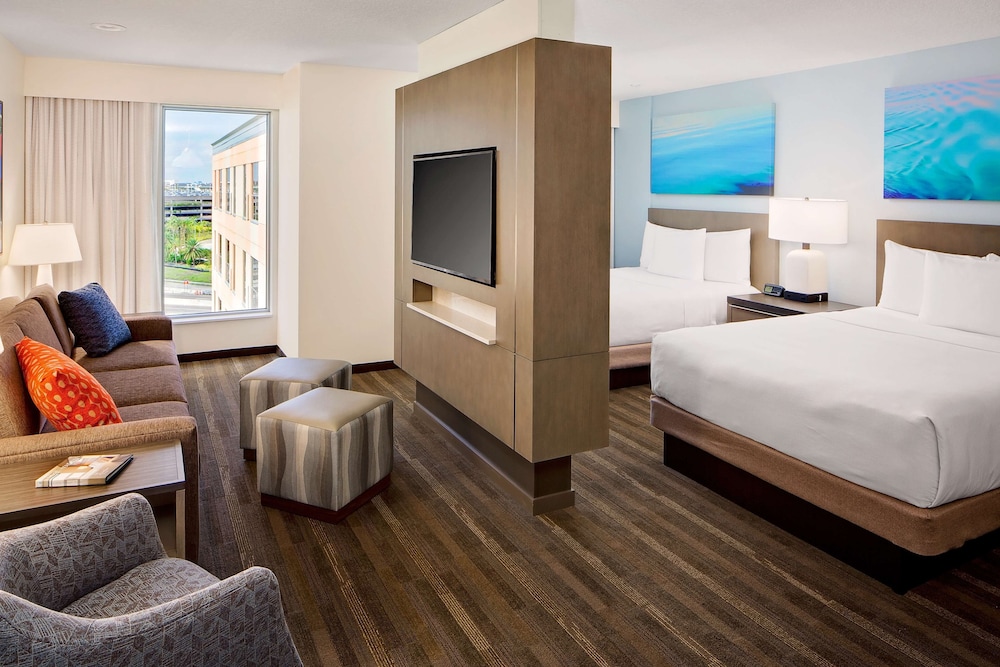 Hyatt House Across From Universal Orlando Resort 12/50
