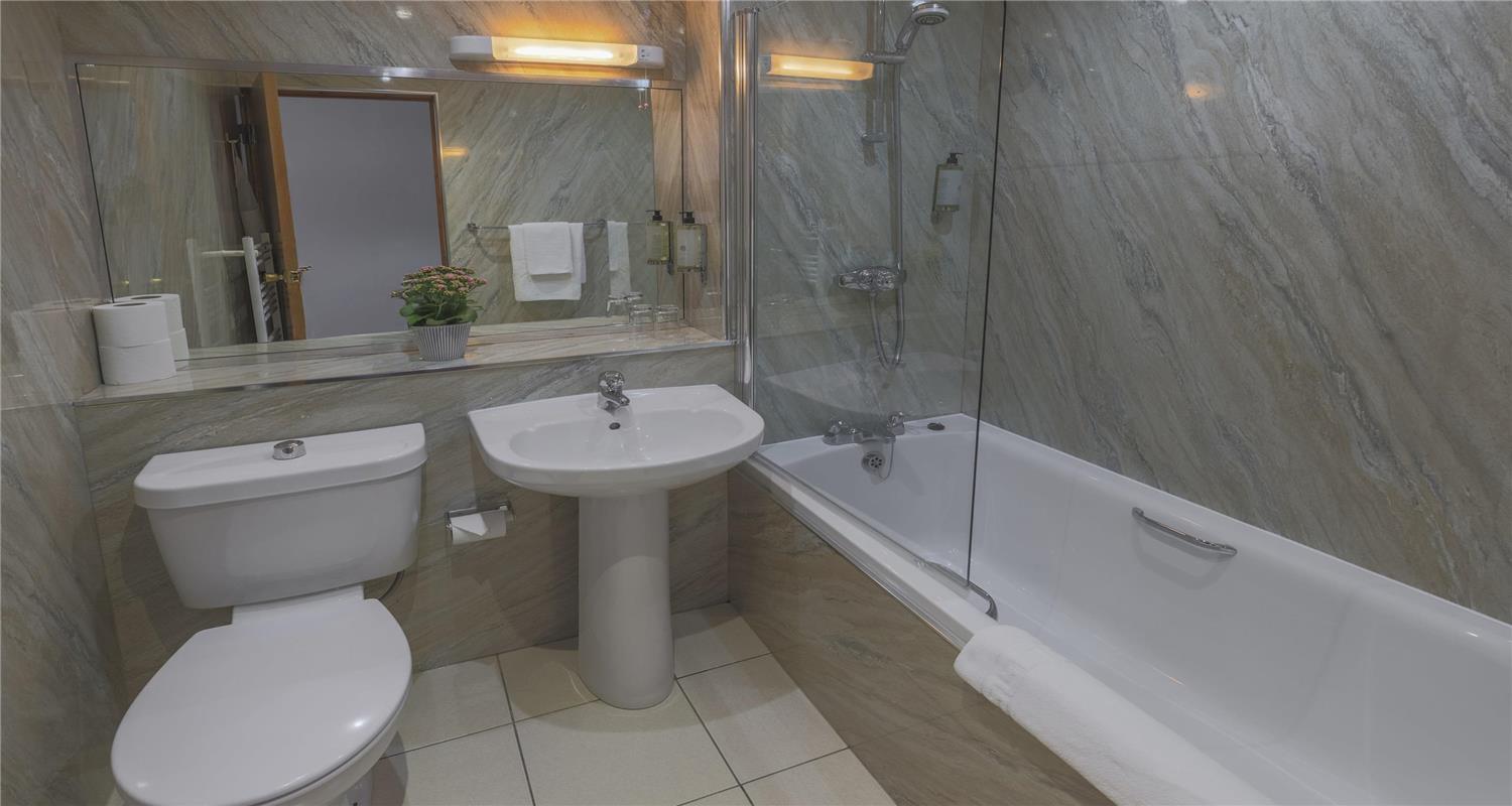Best Western The Hilcroft Hotel West Lothian 65/66