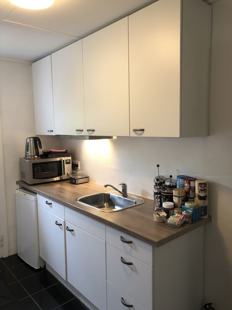 Helts B&amp;B 6/50