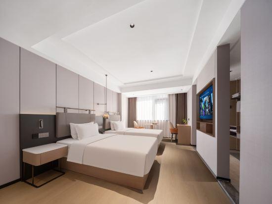 White, Moon, Twin Beds