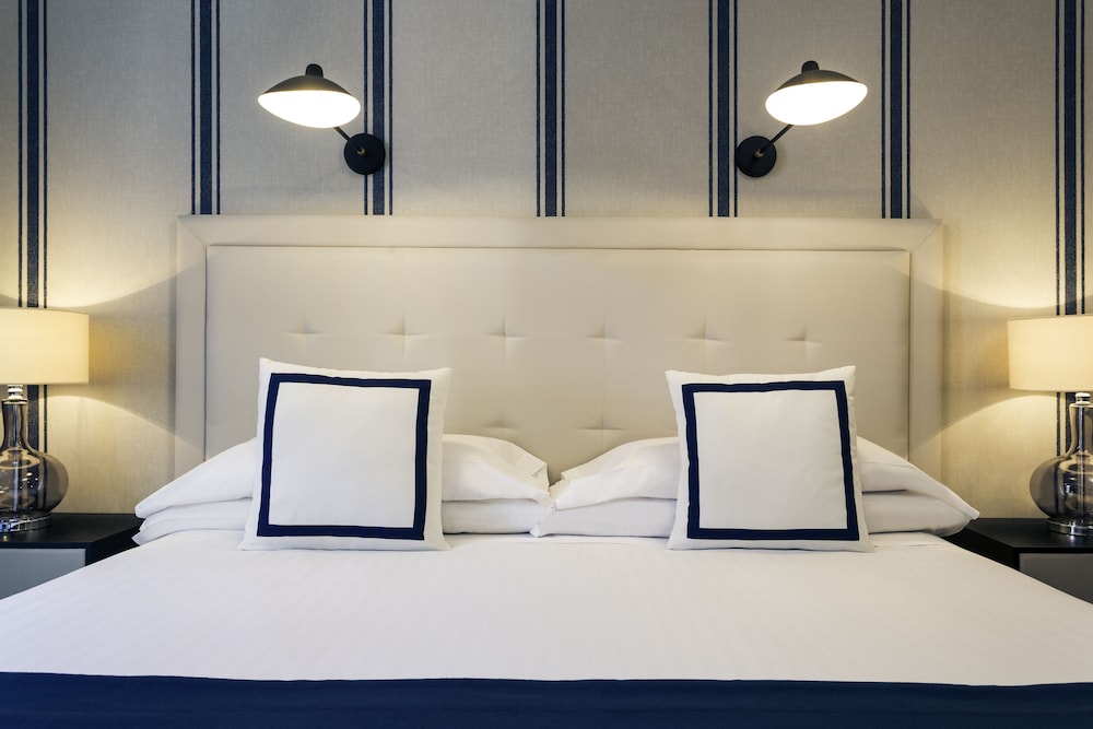 Mercure Bilbao Jardines De Albia in BILBAO