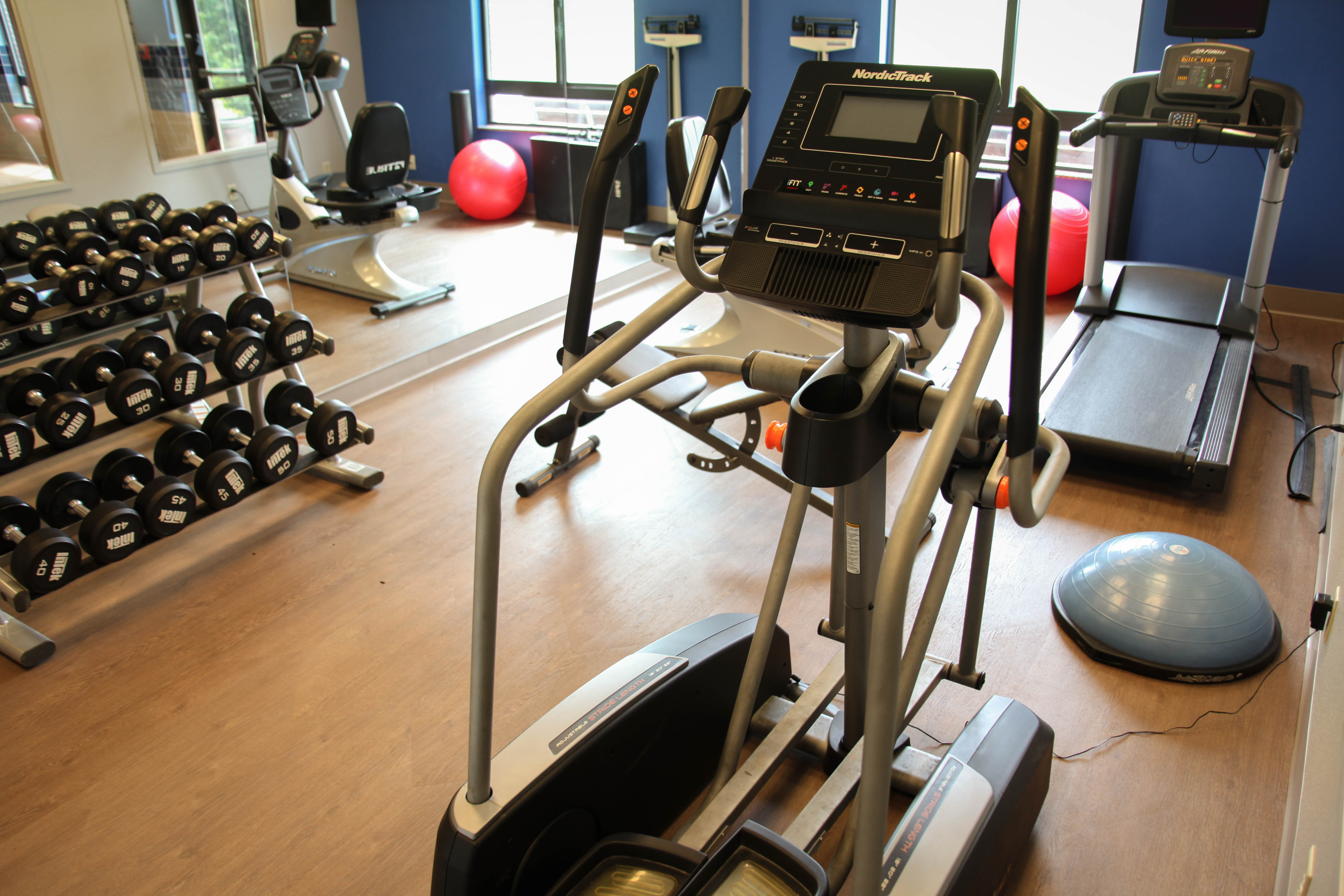 Holiday Inn Express Hotel Suites Athens 34/61