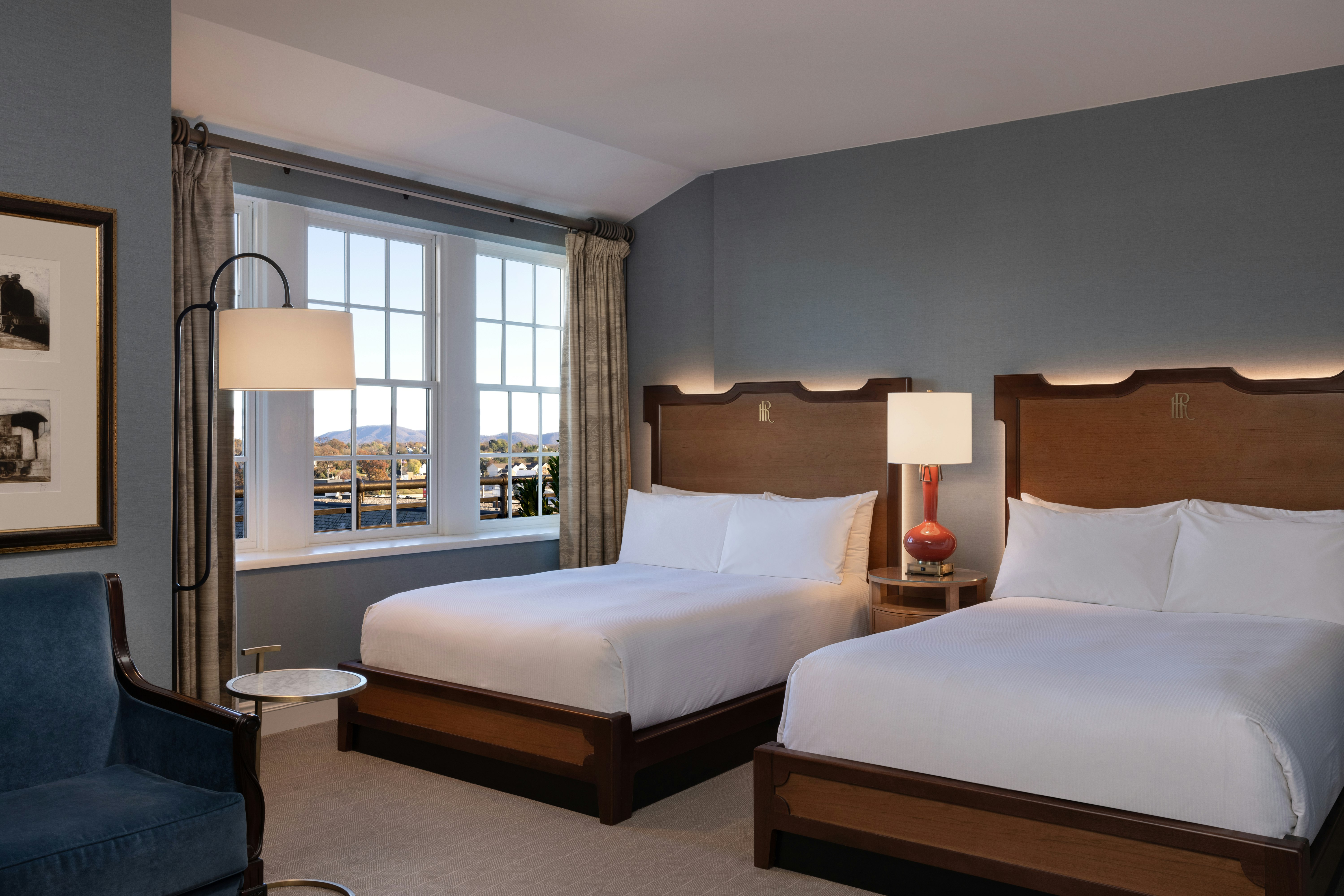 1 Bedroom, Commonwealth, Suite, King Bed
