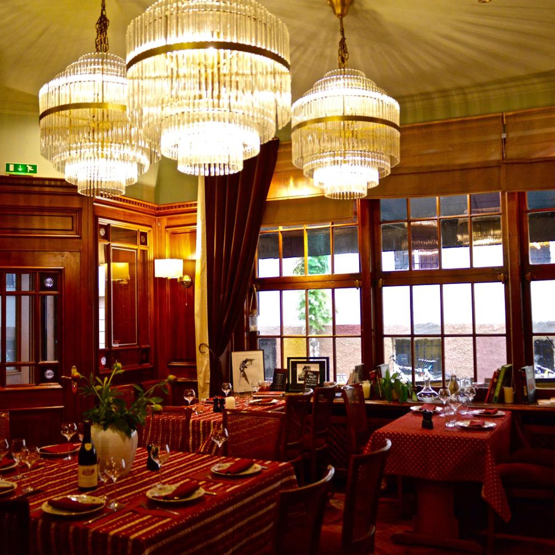 Hotel Des Tonneliers Cruche D or 12/21
