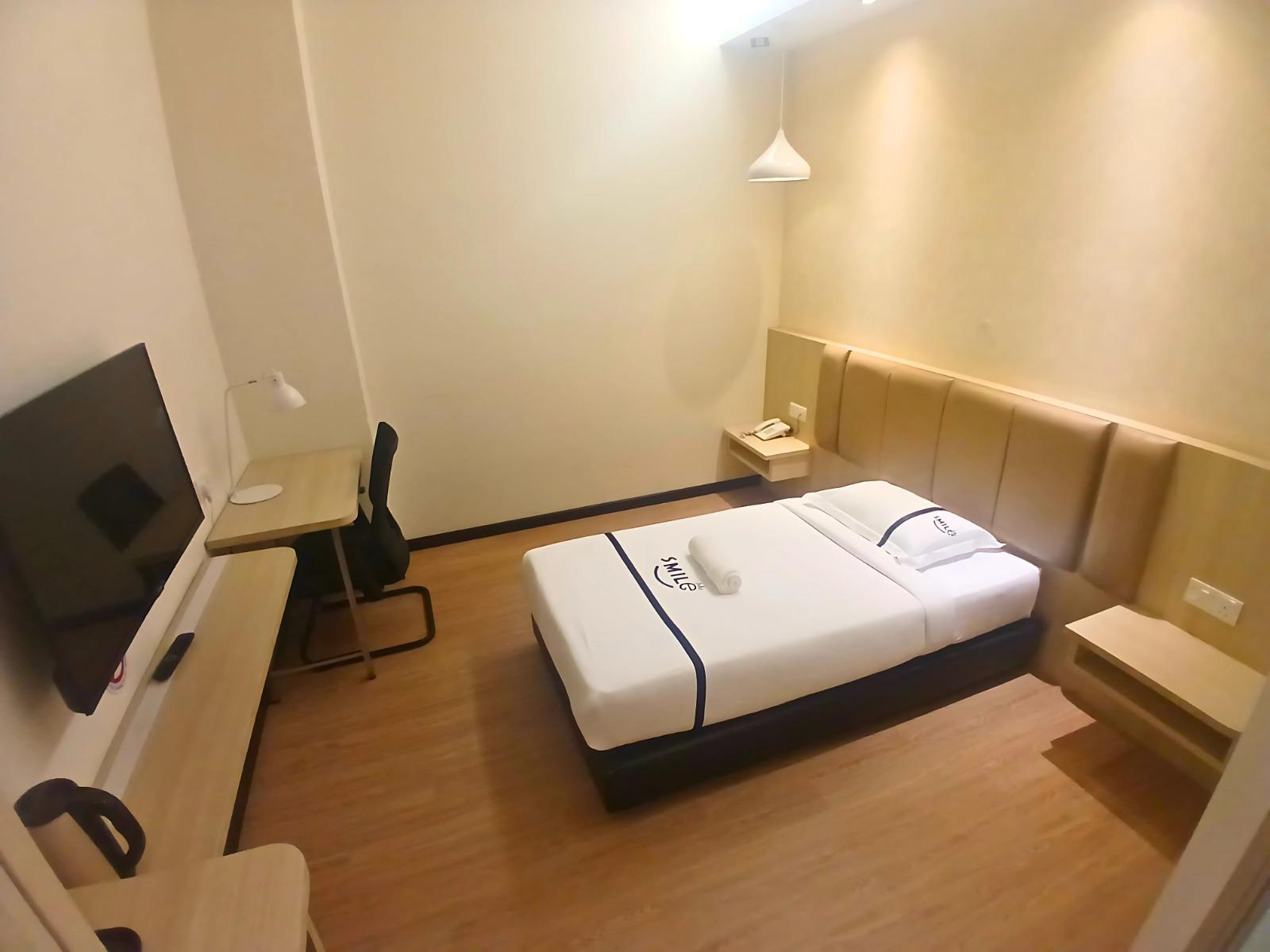 غرفة مفردة، Top Holiday Hotel 2/6