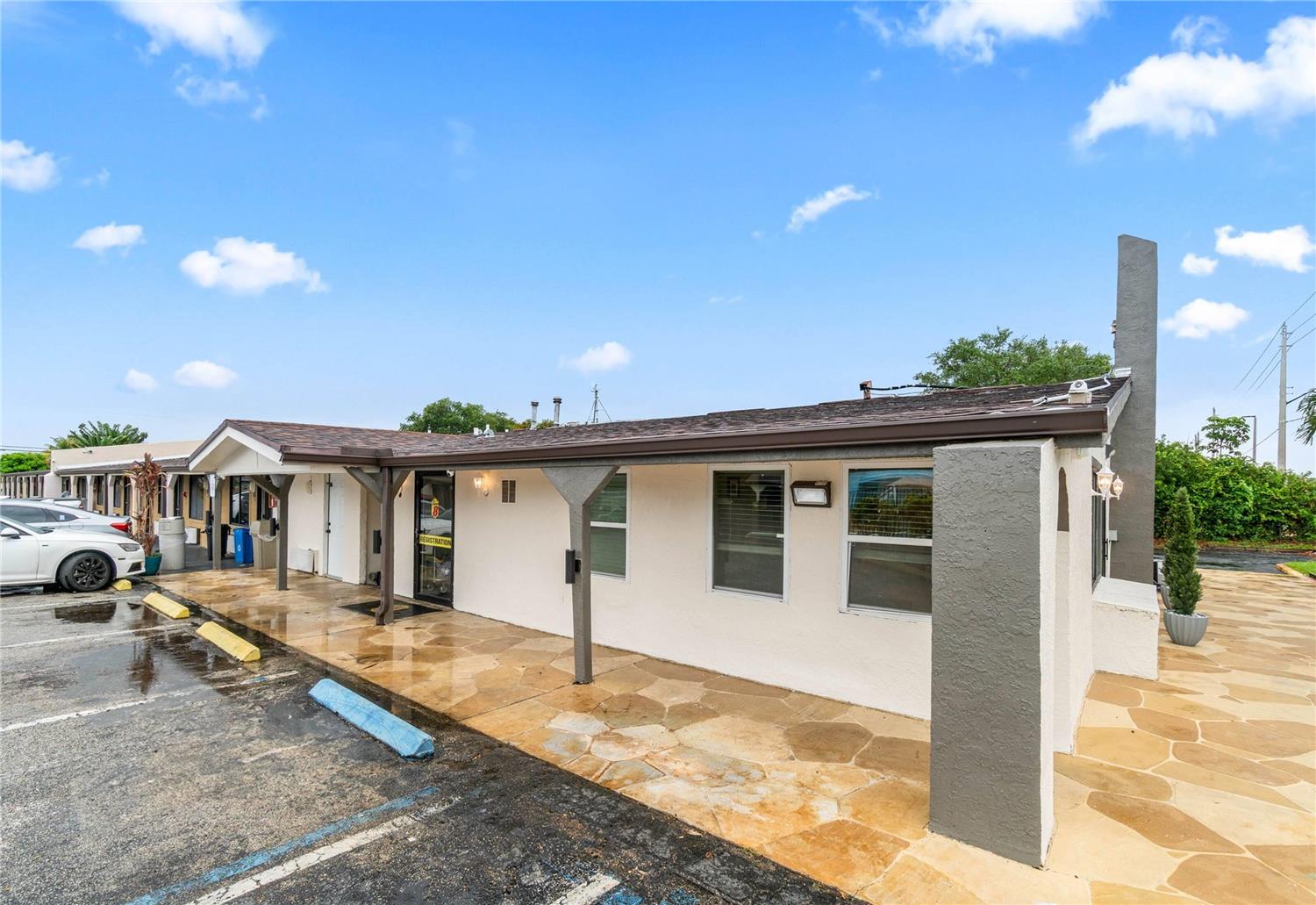 Super 8 By Wyndham Lantana West Palm Beach 31/34