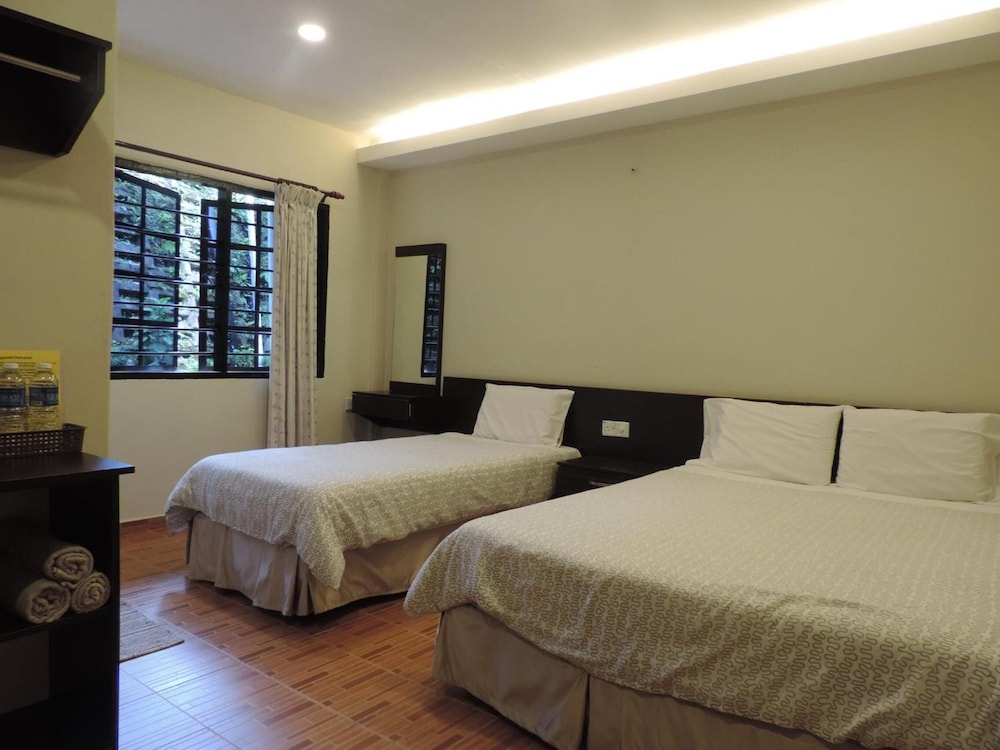 Cameronian Inn 30/69