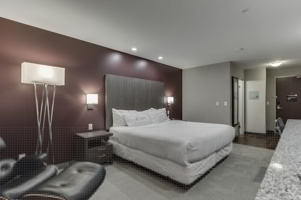 Home Inn Suites Saskatoon South 16/66