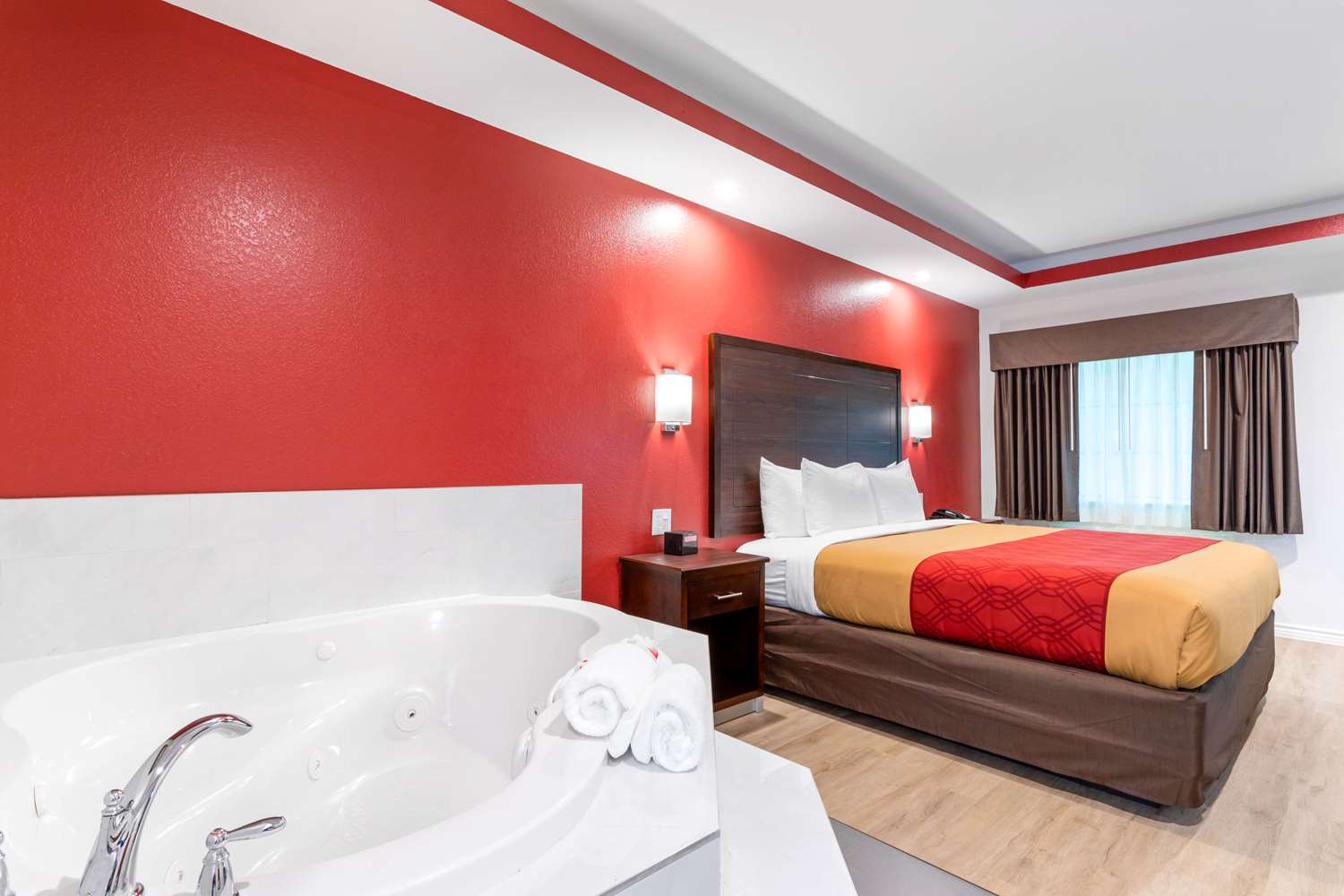 Econo Lodge Houston Northwest - Cypress 4/10