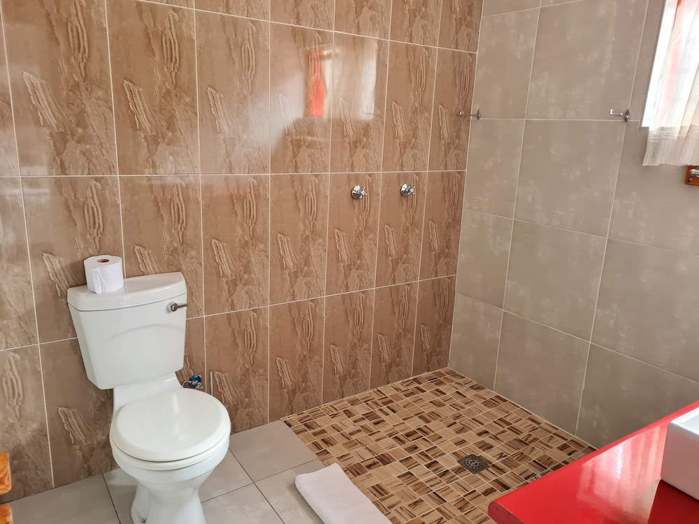 Dara Guest House 35/36