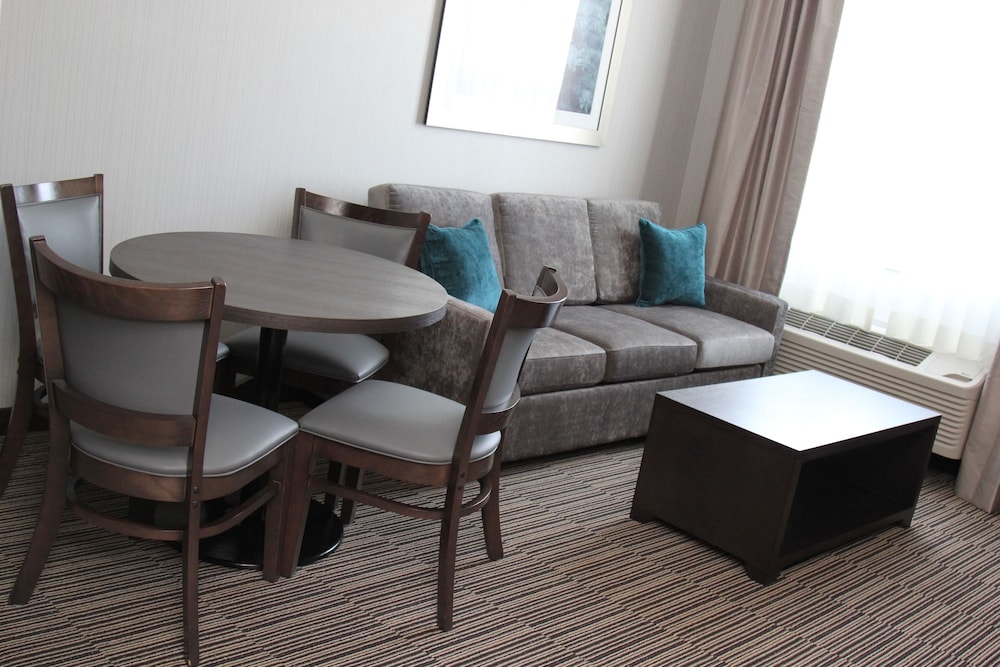 Best Western Plus Airdrie Gateway 29/50