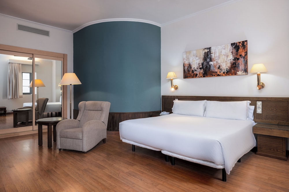 غرفة سوبيريور بسريرين مزدوجين، Senator Cadiz Spa Hotel 6/10