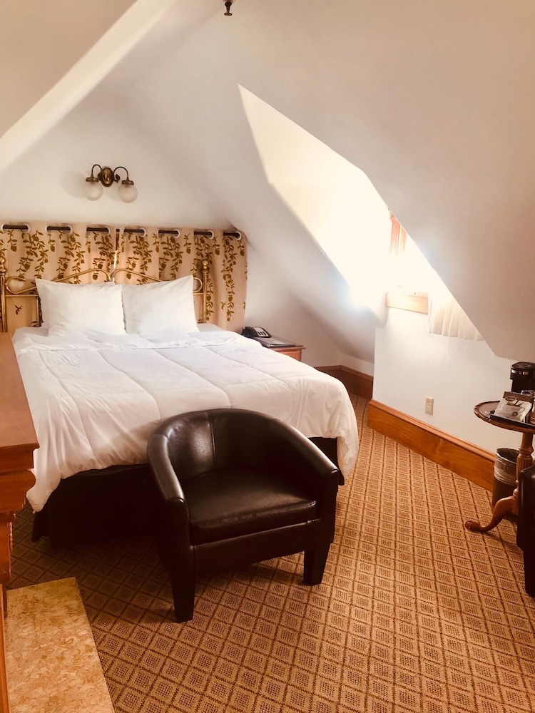 Pacific Grove Inn 58/79