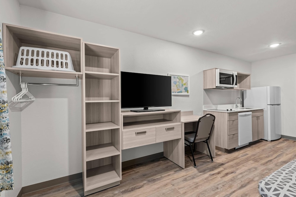WoodSpring Suites Atlanta Canton 52/65
