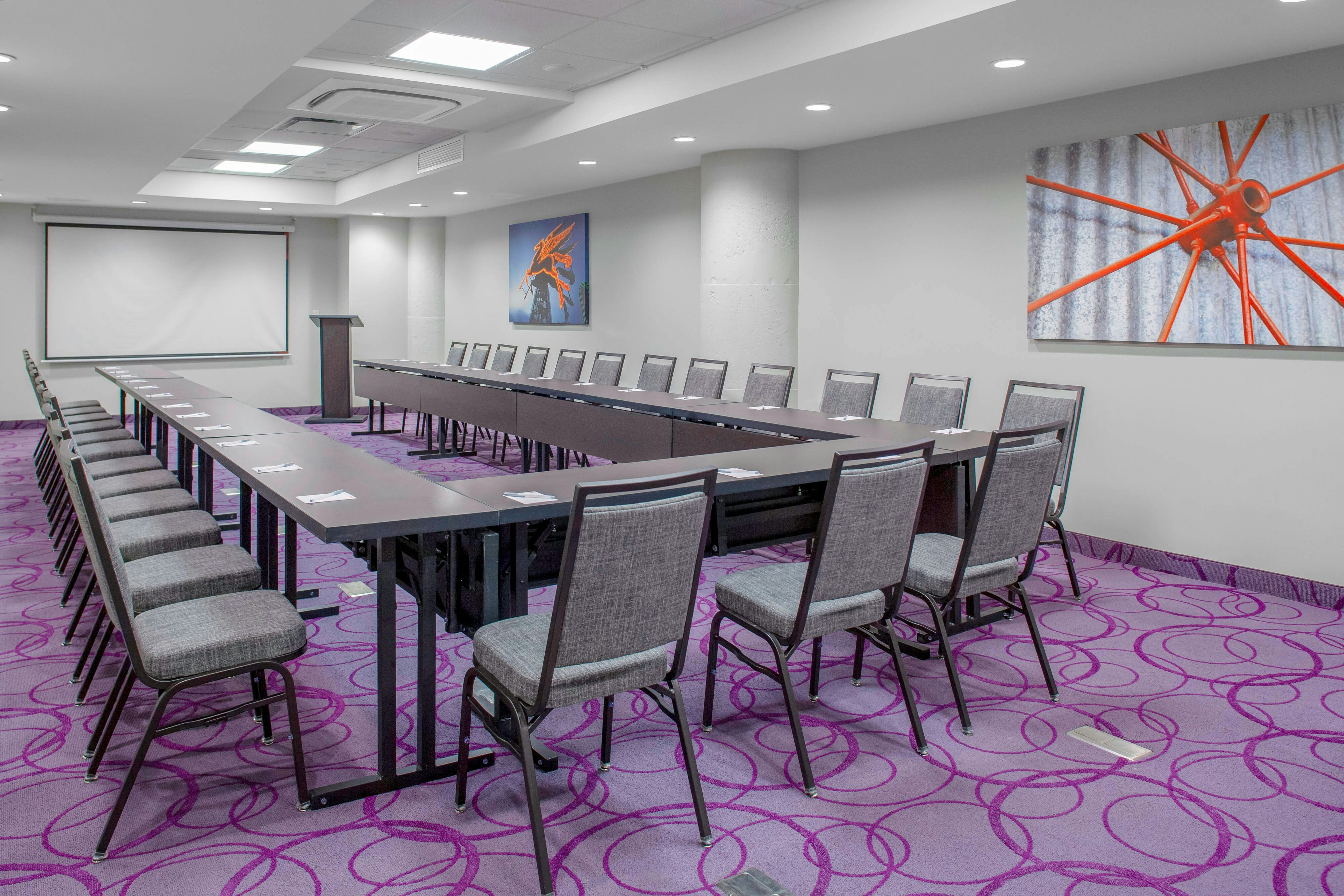 Towneplace Suites By Marriott Dallas Downtown 38/46