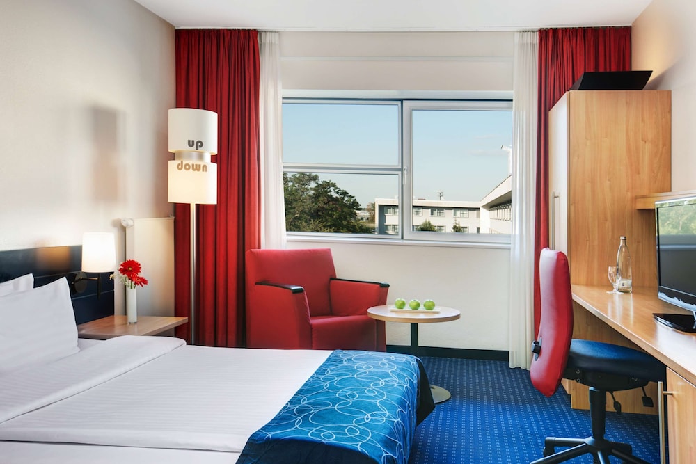 INTERCITY HOTEL FRANKFURT AIRPORT 14/61