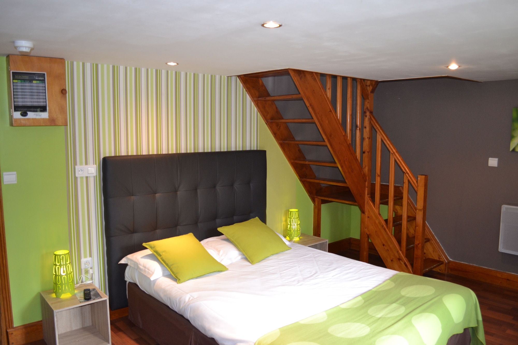 LOFT, QUADRUPLE