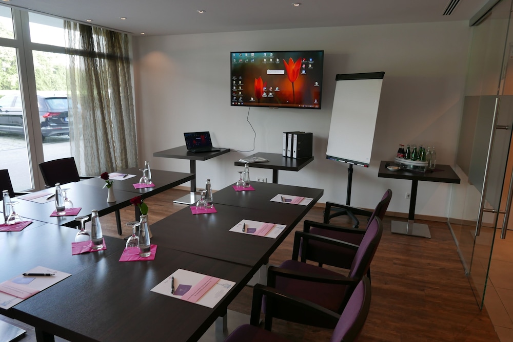 Business Class Hotel Ebersberg 36/42