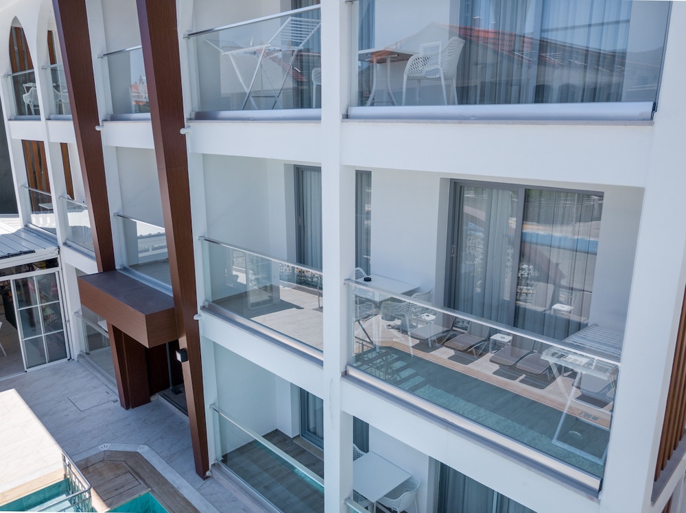 Princess Kinli Suites Hotel 8/38