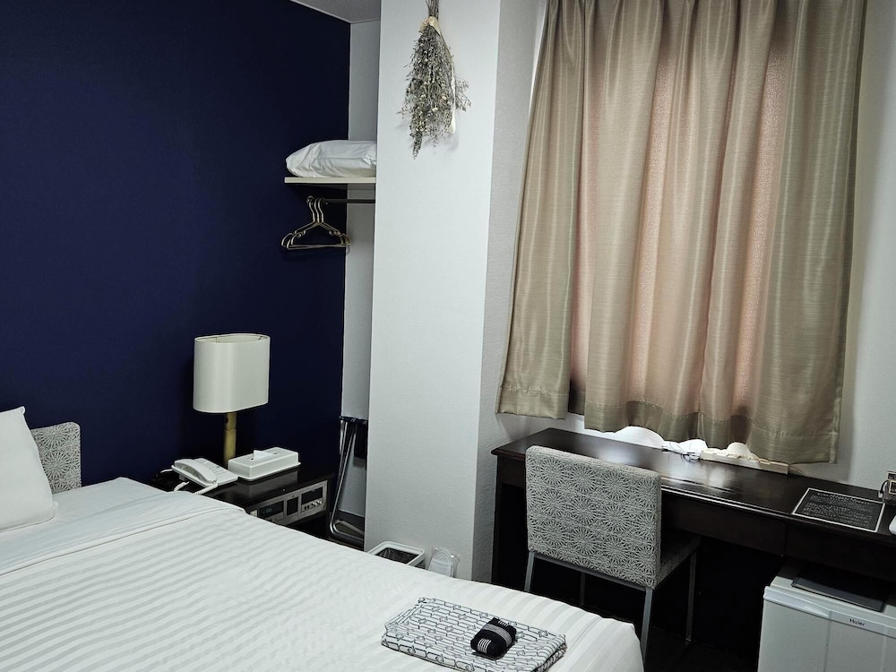 Business Hotel Hayashiso 32/68