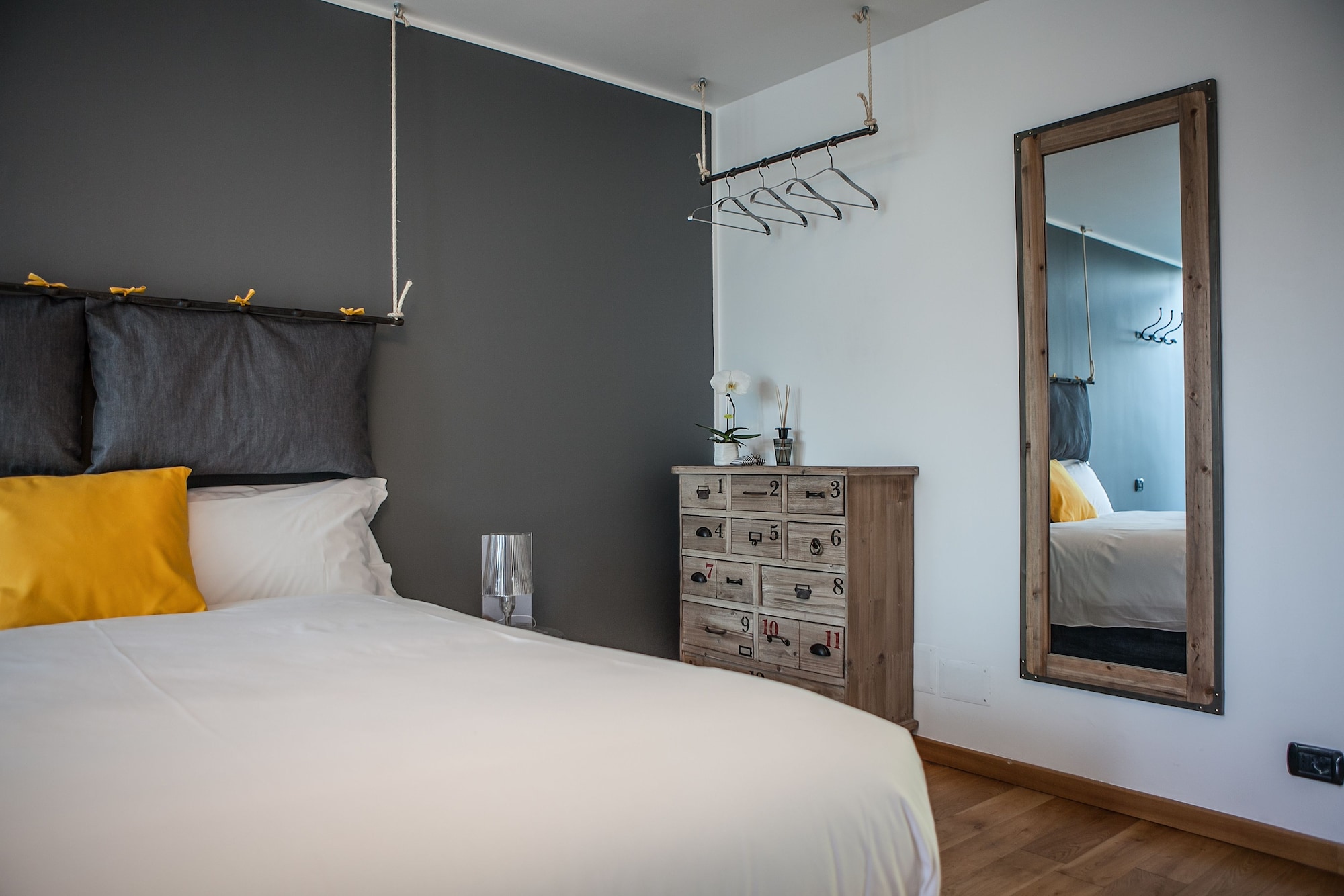 DELUXE, DOUBLE BED, TERRACE