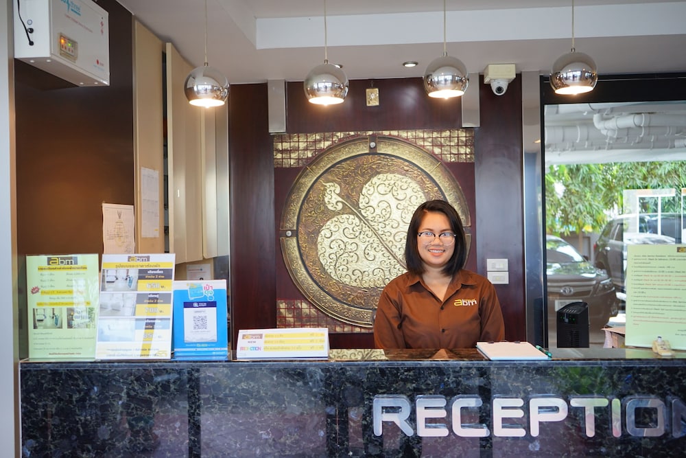 Abm Service Residence 4/23